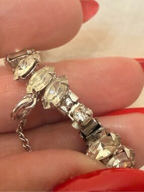 Weiss Vintage Classic Silver-Tone Clear Crystal Bracelet